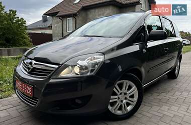 Мінівен Opel Zafira 2013 в 