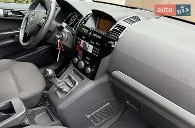 Мінівен Opel Zafira 2013 в 
