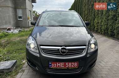 Мінівен Opel Zafira 2013 в 