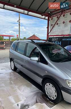 Мінівен Opel Zafira 2004 в 