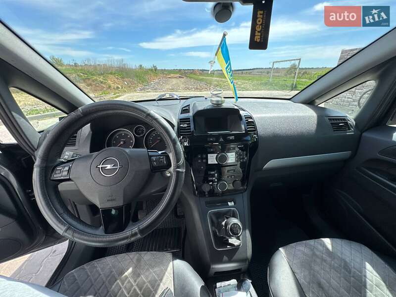 Минивэн Opel Zafira 2010 в Сокале фото 14 Минивэн Opel Zafira 2010 в Сокале