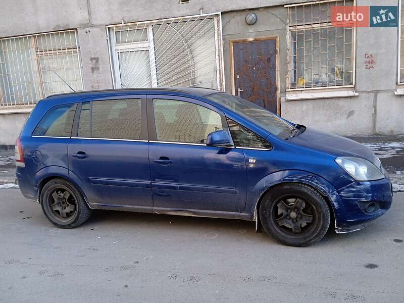Opel Zafira 2010