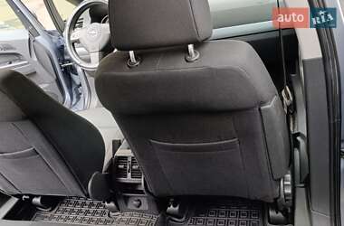 Минивэн Opel Zafira 2006 в 