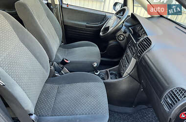 Мінівен Opel Zafira 2004 в 