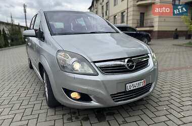 Минивэн Opel Zafira 2009 в 
