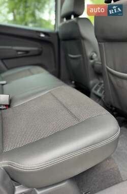 Минивэн Opel Zafira 2009 в 