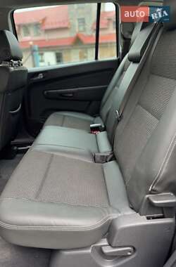 Минивэн Opel Zafira 2009 в 