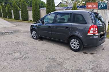 Минивэн Opel Zafira 2011 в Рокитном