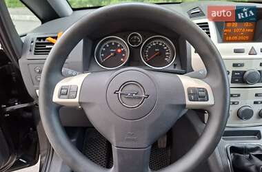 Минивэн Opel Zafira 2008 в 