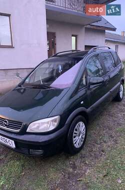 Минивэн Opel Zafira 2002 в Тысменице