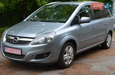 Минивэн Opel Zafira 2010 в Луцке