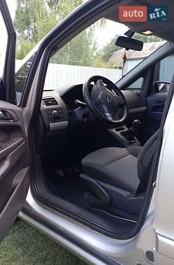 Минивэн Opel Zafira 2005 в 