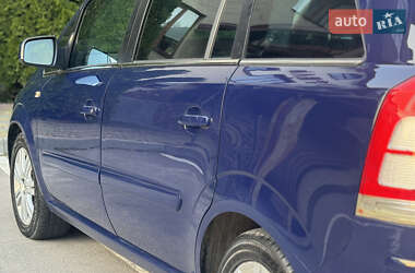 Мінівен Opel Zafira 2010 в 