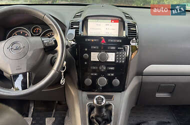 Мінівен Opel Zafira 2010 в 