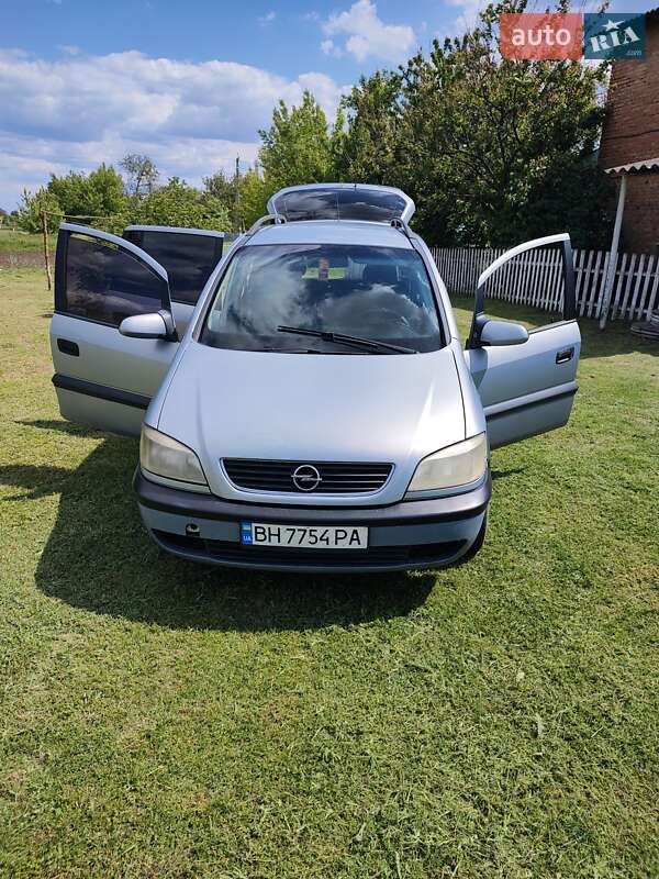 Opel Zafira 1999