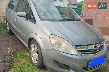 Минивэн Opel Zafira 2009 в 