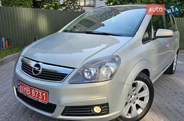 Минивэн Opel Zafira 2008 в 