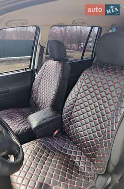 Минивэн Opel Zafira 2004 в 