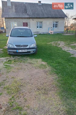 Минивэн Opel Zafira 2000 в Яворове
