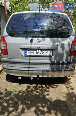 Минивэн Opel Zafira 2004 в Одессе