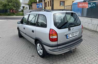 Минивэн Opel Zafira 2002 в 