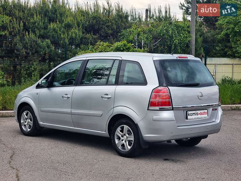 Мінівен Opel Zafira 2007 в Хмельницькому