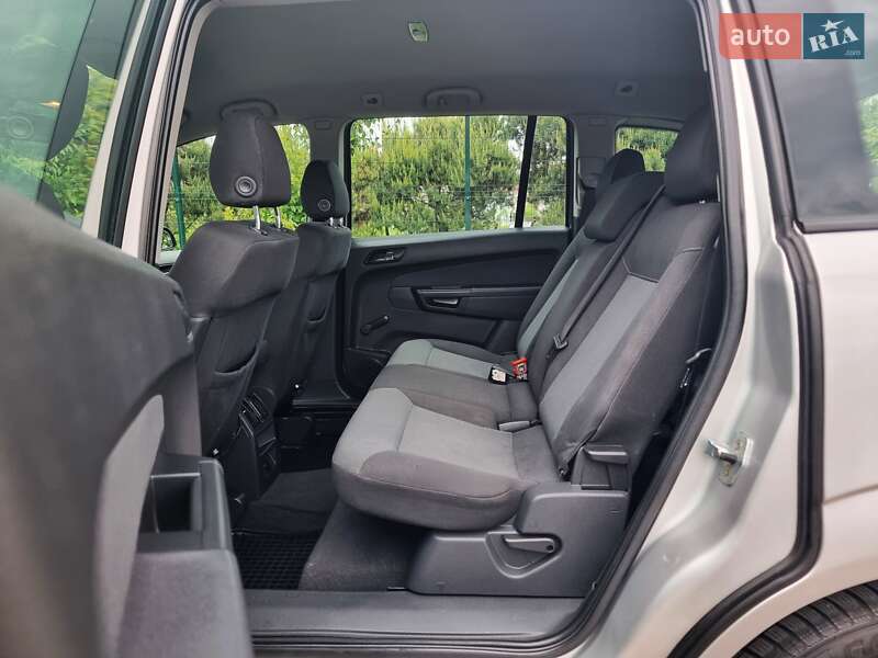 Мінівен Opel Zafira 2007 в Хмельницькому