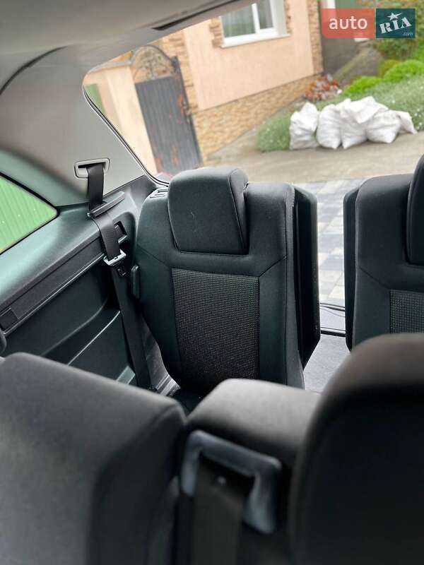 Минивэн Opel Zafira 2009 в Хмельницком