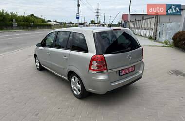 Минивэн Opel Zafira 2009 в 