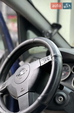 Мінівен Opel Zafira 2005 в 