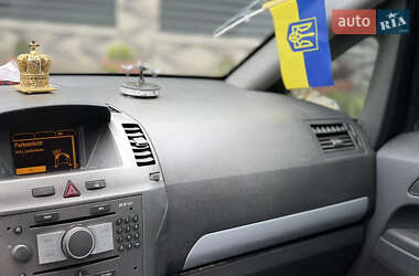 Мінівен Opel Zafira 2005 в 