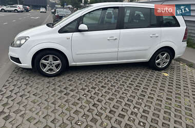 Минивэн Opel Zafira 2008 в 