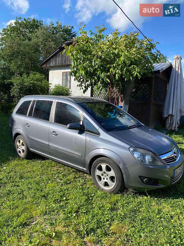 Мінівен Opel Zafira 2005 в Городку