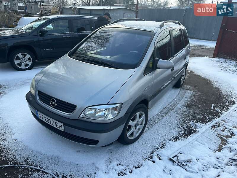 Мінівен Opel Zafira 2002 в 