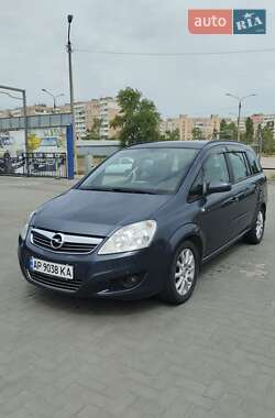 Минивэн Opel Zafira 2008 в Запорожье