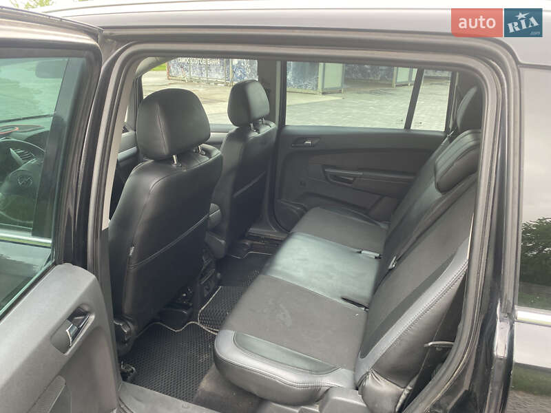 Мінівен Opel Zafira 2007 в Немирові