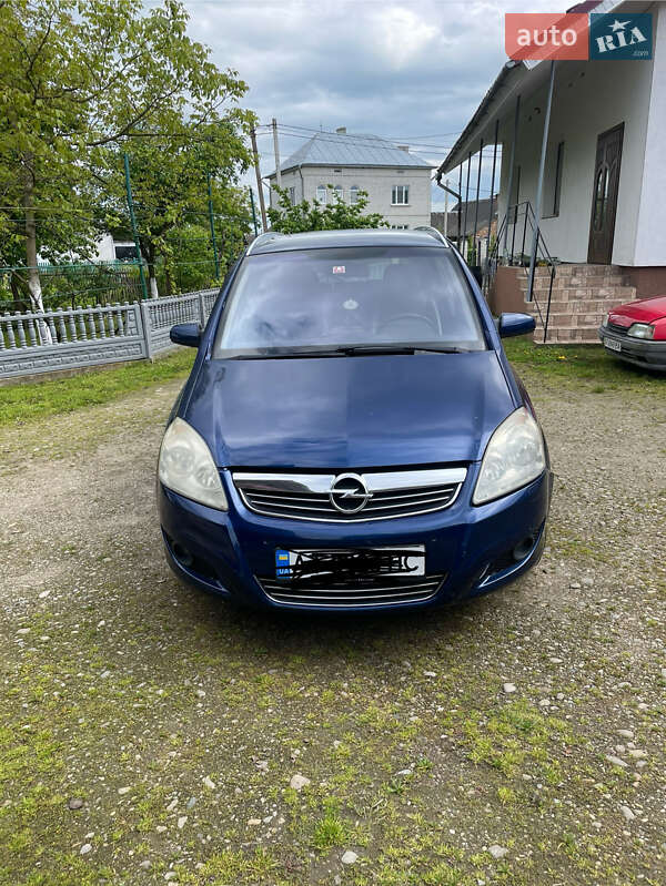 Opel Zafira 2008