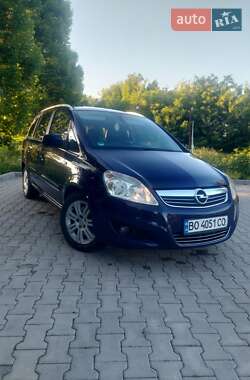 Мінівен Opel Zafira 2010 в Кіцмані