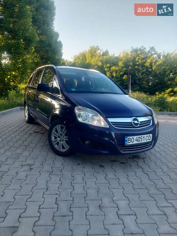Opel Zafira 2010