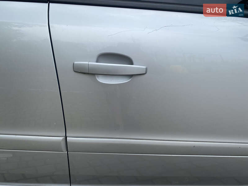 Минивэн Opel Zafira 2012 в Ивано-Франковске