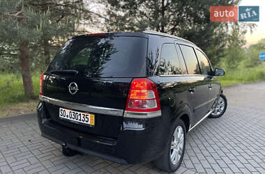 Мінівен Opel Zafira 2013 в 