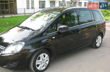Мінівен Opel Zafira 2011 в 