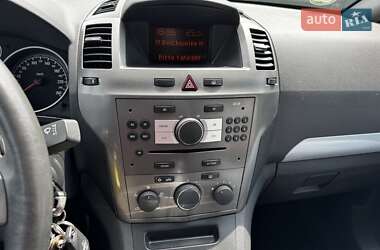 Минивэн Opel Zafira 2007 в 