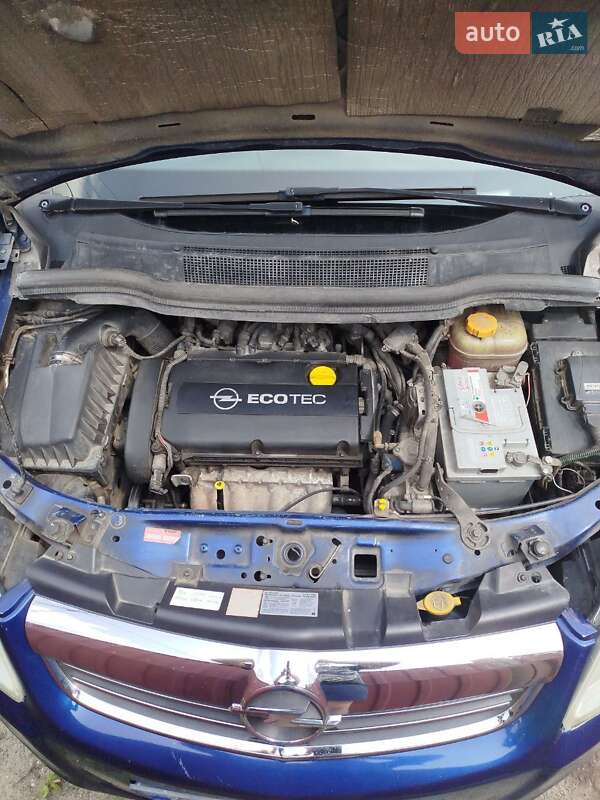 Минивэн Opel Zafira 2008 в Софиевской Борщаговке