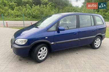 Мінівен Opel Zafira 2005 в Нововолинську