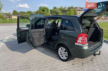 Мінівен Opel Zafira 2010 в 