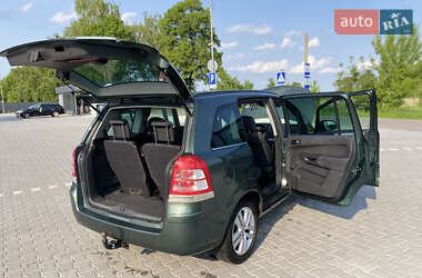 Мінівен Opel Zafira 2010 в 