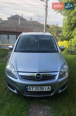 Opel Zafira 2008