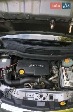 Минивэн Opel Zafira 2008 в 