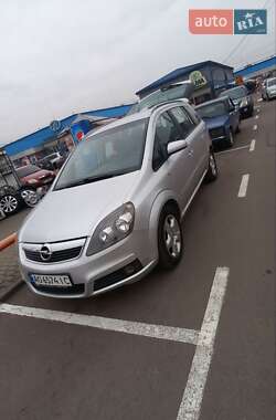 Мінівен Opel Zafira 2007 в Мукачевому